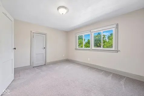 1611 Nichol Avenue Anderson IN 46016