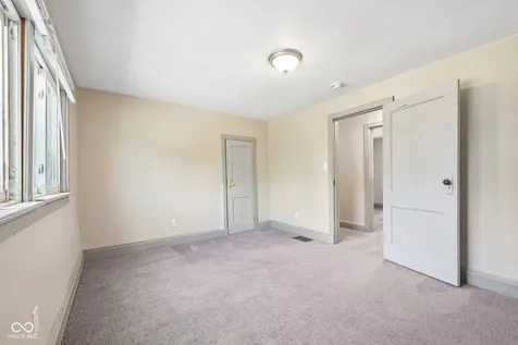 1611 Nichol Avenue Anderson IN 46016