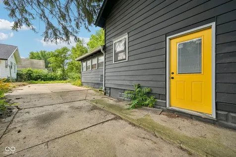 1611 Nichol Avenue Anderson IN 46016