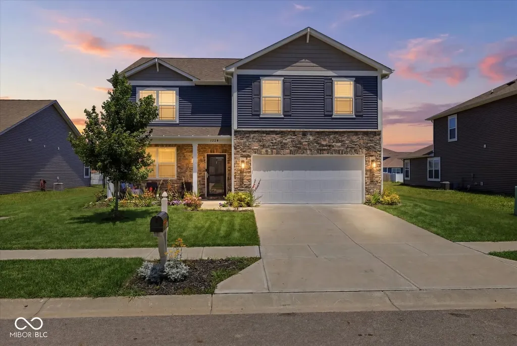 1420 Honeysuckle Drive Shelbyville IN 46176