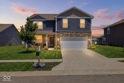 1420 Honeysuckle Drive Shelbyville IN 46176