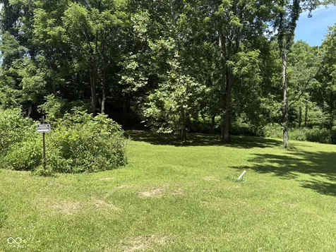 9713 E Birch Road Bloomfield IN 47424