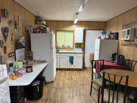 9713 E Birch Road Bloomfield IN 47424