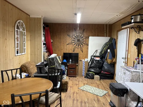 9713 E Birch Road Bloomfield IN 47424
