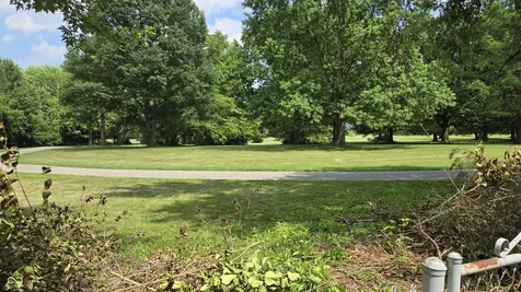 3141 N Pawnee Drive Indianapolis IN 46235