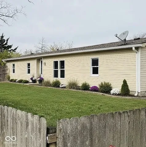 52 Fountain Lake Drive Greenfield IN 46140