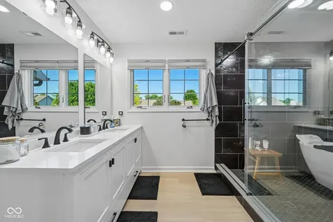 10791 Putnam Place Carmel IN 46032