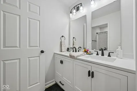 10791 Putnam Place Carmel IN 46032