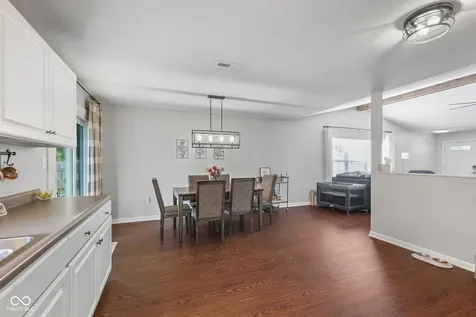 6412 Brooks Bend Boulevard Indianapolis IN 46237