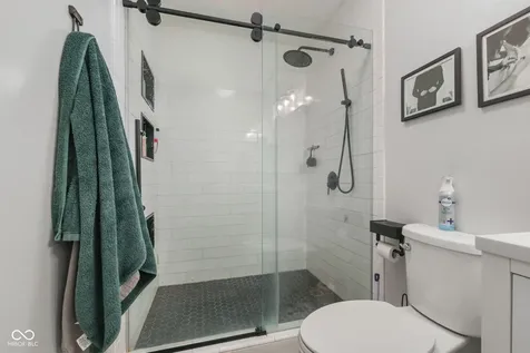 6412 Brooks Bend Boulevard Indianapolis IN 46237