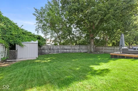 6412 Brooks Bend Boulevard Indianapolis IN 46237