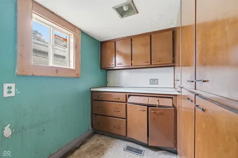 1058 S Sheffield Avenue Indianapolis IN 46221