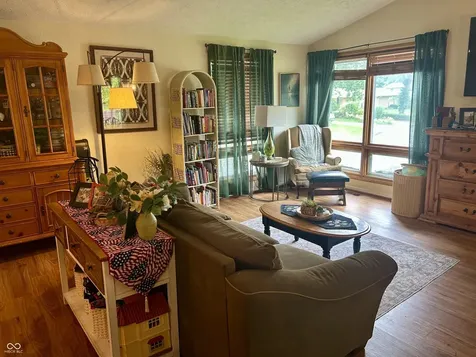 409 E Venoy Drive Indianapolis IN 46227