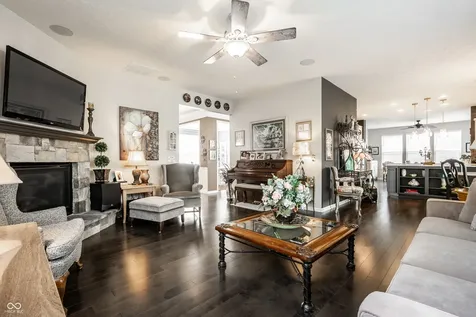 10190 Fantina Lane Fishers IN 46040