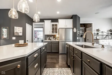10190 Fantina Lane Fishers IN 46040