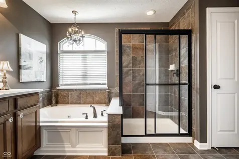 10190 Fantina Lane Fishers IN 46040