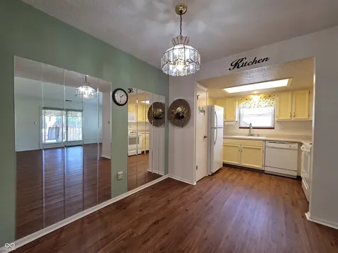 2913 Country Estates Drive Indianapolis IN 46227