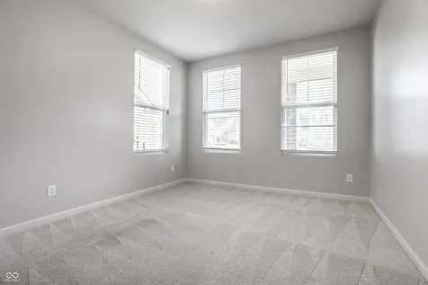 6845 Oakcrest Drive Mccordsville IN 46055