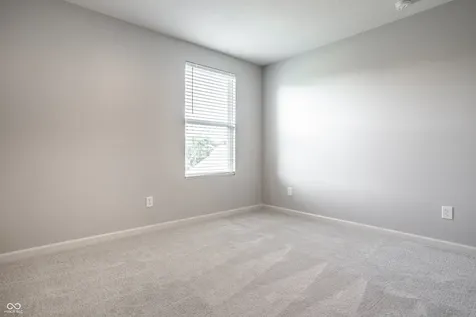6845 Oakcrest Drive Mccordsville IN 46055