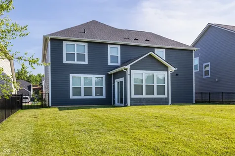 6845 Oakcrest Drive Mccordsville IN 46055