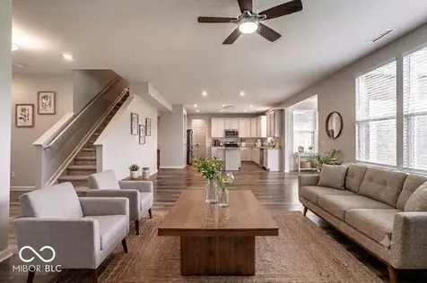 6845 Oakcrest Drive Mccordsville IN 46055