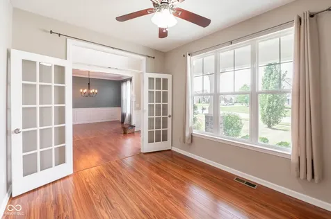 1325 Brentford Lane Greenwood IN 46143