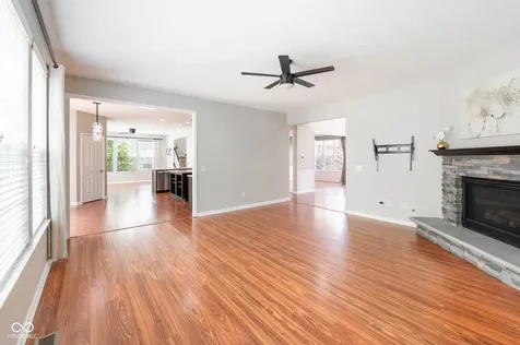 1325 Brentford Lane Greenwood IN 46143