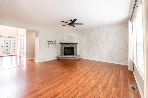 1325 Brentford Lane Greenwood IN 46143