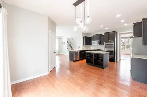 1325 Brentford Lane Greenwood IN 46143