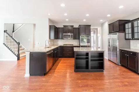 1325 Brentford Lane Greenwood IN 46143