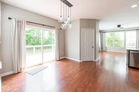 1325 Brentford Lane Greenwood IN 46143