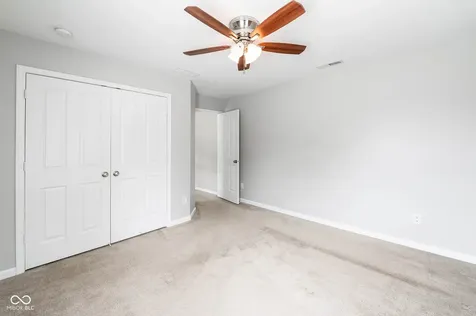 1325 Brentford Lane Greenwood IN 46143