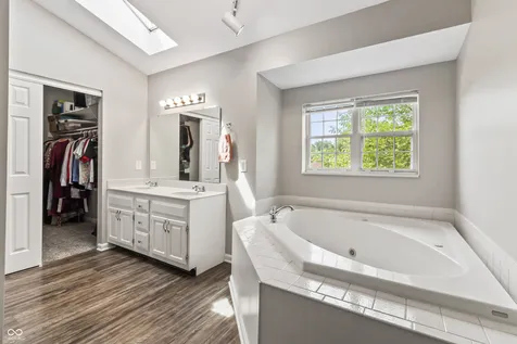 11337 Pine Mountain Place Indianapolis IN 46229