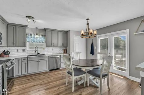 8353 Southern Springs Drive Indianapolis IN 46237