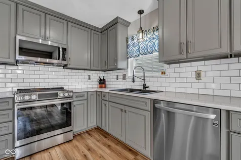 8353 Southern Springs Drive Indianapolis IN 46237