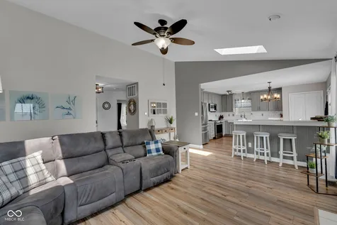 8353 Southern Springs Drive Indianapolis IN 46237
