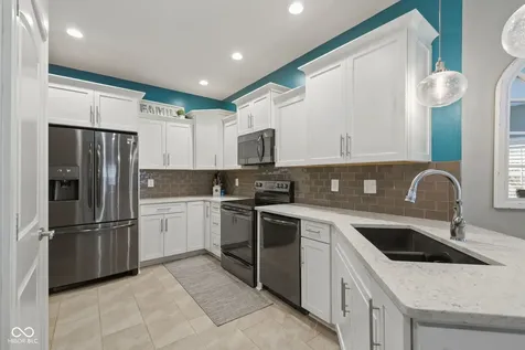 5346 Abbington Avenue Plainfield IN 46168