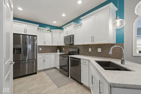 5346 Abbington Avenue Plainfield IN 46168