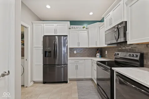 5346 Abbington Avenue Plainfield IN 46168