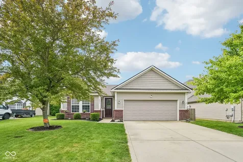 8072 Lawrence Woods Place Indianapolis IN 46236