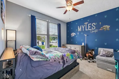 8072 Lawrence Woods Place Indianapolis IN 46236