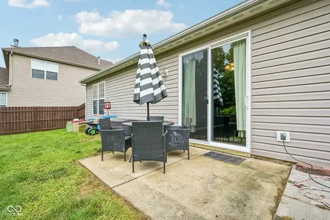 8072 Lawrence Woods Place Indianapolis IN 46236