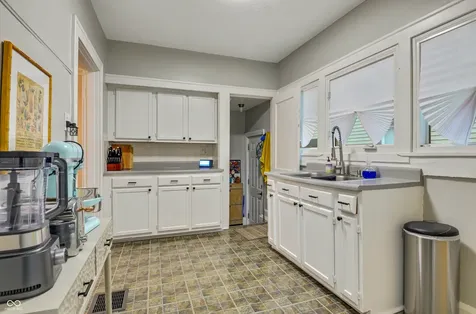 3960 Rookwood Avenue Indianapolis IN 46208