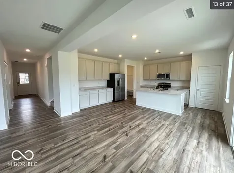 2274 S Stonehill Way New Palestine IN 46163