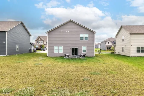2274 S Stonehill Way New Palestine IN 46163