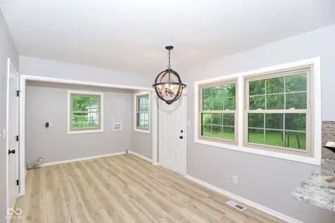 4813 E Thompson Road Indianapolis IN 46237