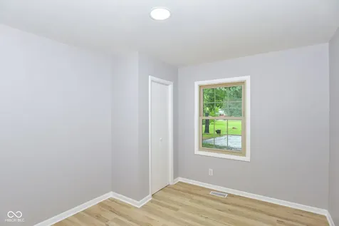 4813 E Thompson Road Indianapolis IN 46237