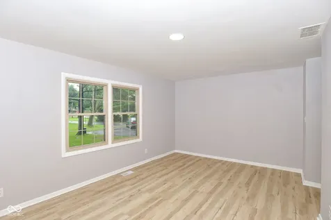 4813 E Thompson Road Indianapolis IN 46237