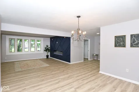 4813 E Thompson Road Indianapolis IN 46237