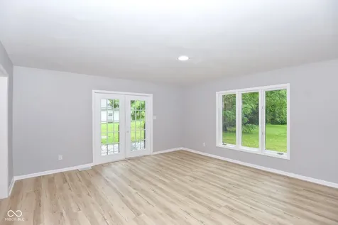 4813 E Thompson Road Indianapolis IN 46237